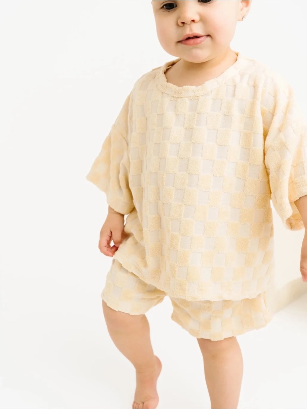 Soft Cream Checkered big Kids Set - Short Sleeve & Shorts